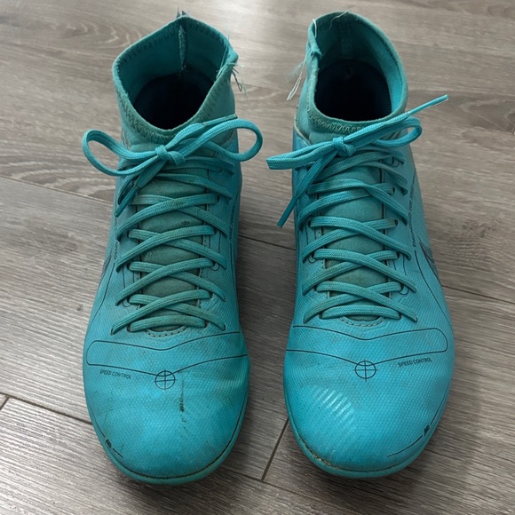 Nike Speed Control Women's Blue Soccer Cleats- 6 - Picture 1 of 6